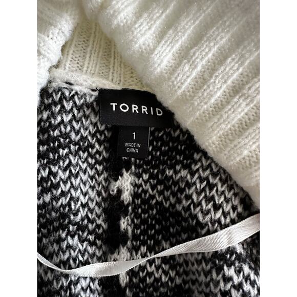 Torrid Black White Houndstooth Shawl Cardigan Plus Size 1X - Picture 5 of 8